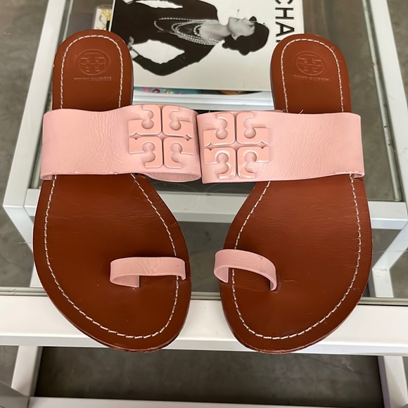 Tory Burch woman's sandals